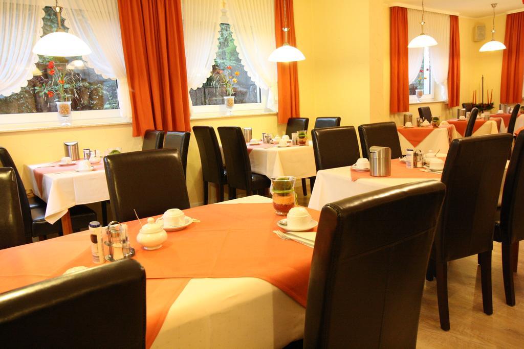 Arador-City Hotel Бад Ойнхаузен Екстериор снимка
