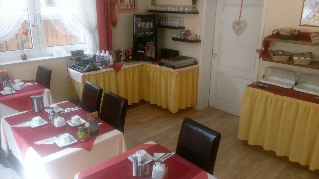 Arador-City Hotel Бад Ойнхаузен Екстериор снимка