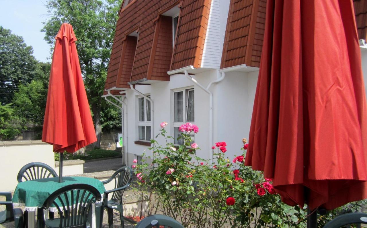 Arador-City Hotel Бад Ойнхаузен Екстериор снимка