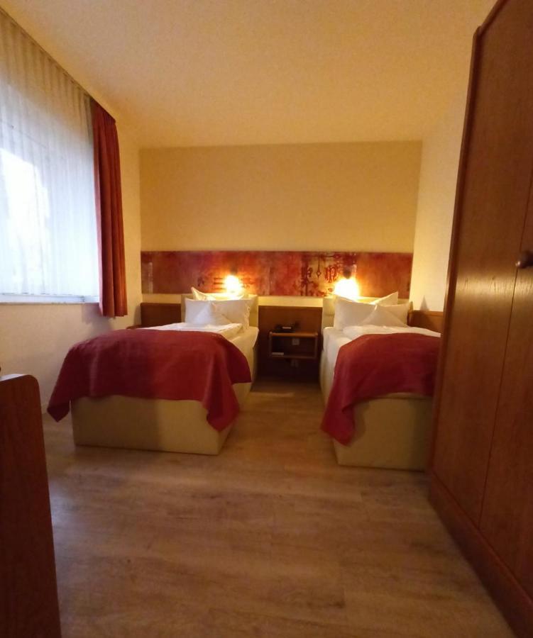 Arador-City Hotel Бад Ойнхаузен Екстериор снимка